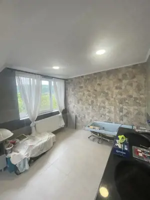 Duplex de vanzare, cu 8 camere, 300 mp, zona centrala - imagine 15