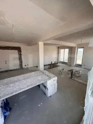 Penthouse de vanzare, cu 3 camere, 90 mp, zona Calea Surii Mici - imagine 3