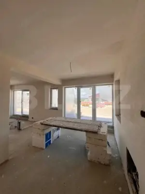 Penthouse de vanzare, cu 3 camere, 90 mp, zona Calea Surii Mici - imagine 2