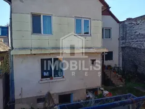 Casa cu 2 corpuri de cladire | zona 7 Noiembrie - imagine 13