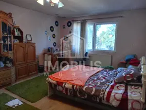 Casa cu 2 corpuri de cladire | zona 7 Noiembrie - imagine 4