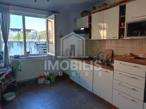 Casa cu 2 corpuri de cladire | zona 7 Noiembrie - imagine 10