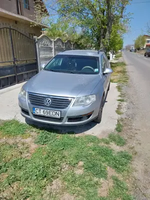 Vând Passat 2009, combi, automată  - imagine 4
