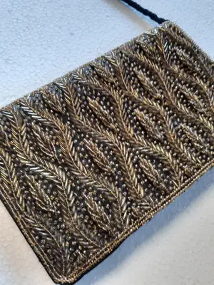 Geantă, poseta de seară din satin negru de epocă