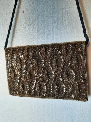 Geantă, poseta de seară din satin negru de epocă - imagine 2