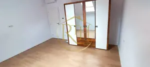 Apartament de închiriat (SAD) – ideal pentru locuință sau activități comerciale - imagine 13