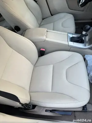 Vand Volvo Xc60 , an 2010 , euro5,  - imagine 4