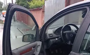 Mercedes Benz A Class 2010 benzină  - imagine 3