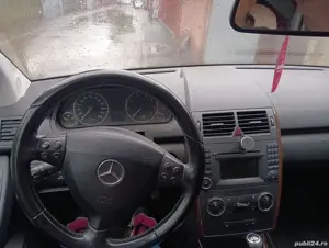 Mercedes Benz A Class 2010 benzină  - imagine 5