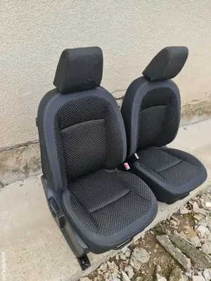 Scaune interior față Nissan Qashqai - imagine 2
