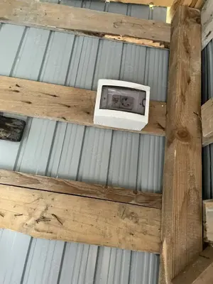 TEREN  casa 13 km de Gaesti - imagine 4