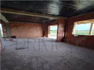 Duplex despartit prin camera tehnica - langa asfalt - compartimentare excelenta - dormitor la parter - imagine 9