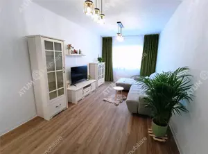 Apartament cu 3 camere 2 bai si parcare privata in Selimbar zona Brana - imagine 2