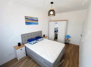Apartament cu 3 camere 2 bai si parcare privata in Selimbar zona Brana - imagine 4