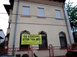 Vanzare apartament in vila interbelica in Ploiesti, ultracentral - imagine 2