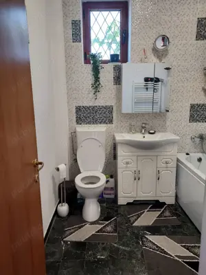 Casa finisata, 160 mp utili si 1200 mp teren, KM5, Constanta - imagine 8 Casa finisata, 160 mp utili si 1200 mp teren, KM5, Constanta - imagine 8