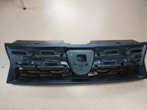 Vand Grila masca fata (calandru) Dacia Duster