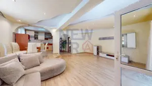 De vanzare Casa  cu 7 camere + Piscina in Zona  Prelungirea Ghencea