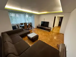 Apartamnet Cu 4  Camere Decomandat Boxa Garaj Zona Spitalul Județean  - imagine 3