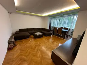 Apartamnet Cu 4  Camere Decomandat Boxa Garaj Zona Spitalul Județean  - imagine 4