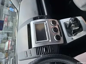 mazda 5 7 locuri 2006 2,0 diesel 1500 - imagine 3