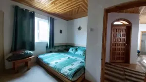 Vanzare casa mare la munte langa padure in Cheia Prahova locatie excelenta - imagine 12