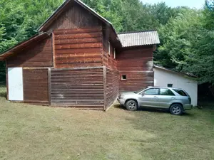 Casă vacanță sau locuința ( nr. stradal 120) vand sau schimb Negociabil