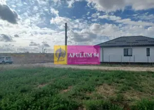 Gulia, teren intravilan curti-constructii, 523 mp