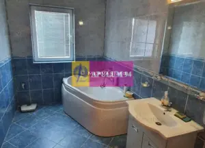 Vila de vanzare in Brebu - Zona Brebu Megiesesc - imagine 8