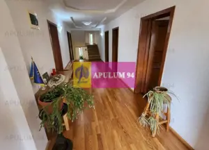 Vilă de vânzare în Cornu - imagine 20