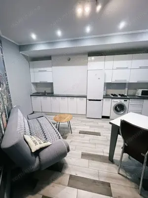 Apartament cu 2 camere in zona Ultracentrala  - imagine 3 Apartament cu 2 camere in zona Ultracentrala  - imagine 3