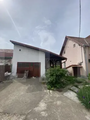 Casă spațioasă, de vanzare, cu 5 camere, 180 mp, zona exterior sud - imagine 2