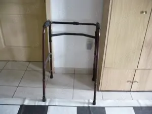 Obiecte ortopedice pentru persoane cu handicap - imagine 3