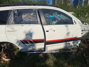  mitsubishi outlander piese usa portiera hayon geam bara - imagine 4