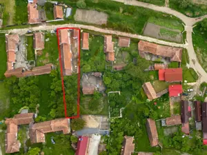 Casă spatioasa cu anexe si gradina in localitatea Ungra/Brasov - imagine 16