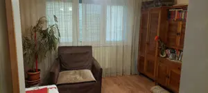 De vânzare apartament 3 camere - imagine 3