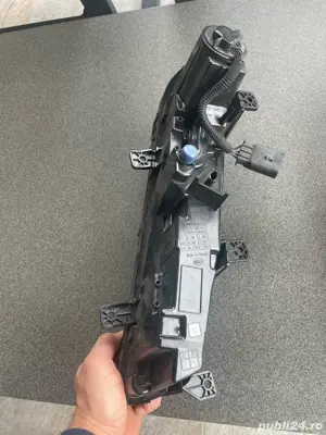 Lumina zi-semnal stanga+dreapta Peugeot 303 2021 - imagine 4