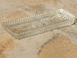 Vas cristal suport creioane pixuri cu model in relief 15.4 x 5 cm - imagine 2