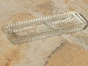 Vas cristal suport creioane pixuri cu model in relief 15.4 x 5 cm - imagine 3