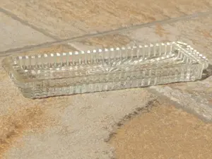 Vas cristal suport creioane pixuri cu model in relief 15.4 x 5 cm - imagine 4