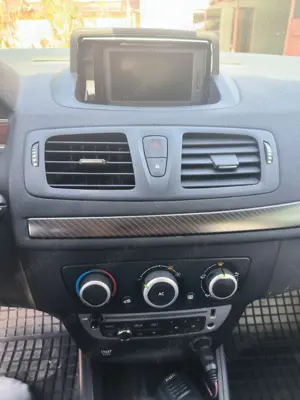 Vând Renault Megane 3  - imagine 2