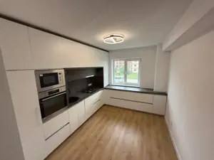 Apartament de vanzare, cu 2 camere, 64 mp, zona Ansamblul Vest Residence  - imagine 19