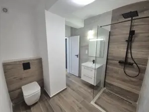 Apartament de vanzare, cu 3 camere, 60 mp, zona Ansamblul Vest Residence - imagine 10