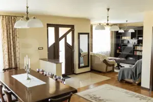 Casă de vanzare, cu 6 camere, 379 mp, zona Oarda de Sus  - imagine 10