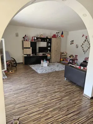 Casă de vânzare  - imagine 5