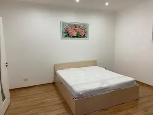 Ofer spre inchiriere ap cu 2 camere