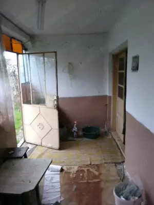 Casa si teren intravilan Buturugeni, GR - imagine 4