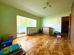 Apartament 3 camere, 70mp utili, etaj 4, acoperis de tigla - Aradului