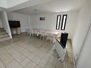 Pensiune închiriere integral cu Piscină privată - Sărata Monteoru   BZ - imagine 2