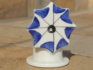 Bibelou moara vant olandeza statueta ceramica portelan - imagine 2